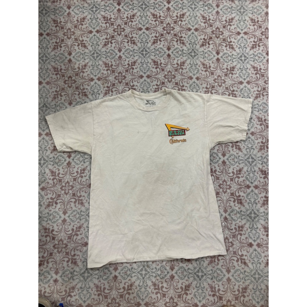 In-N-Out Burger California Sunset Graphic T-Shirt Mens Medium Cream Short Sleeve
